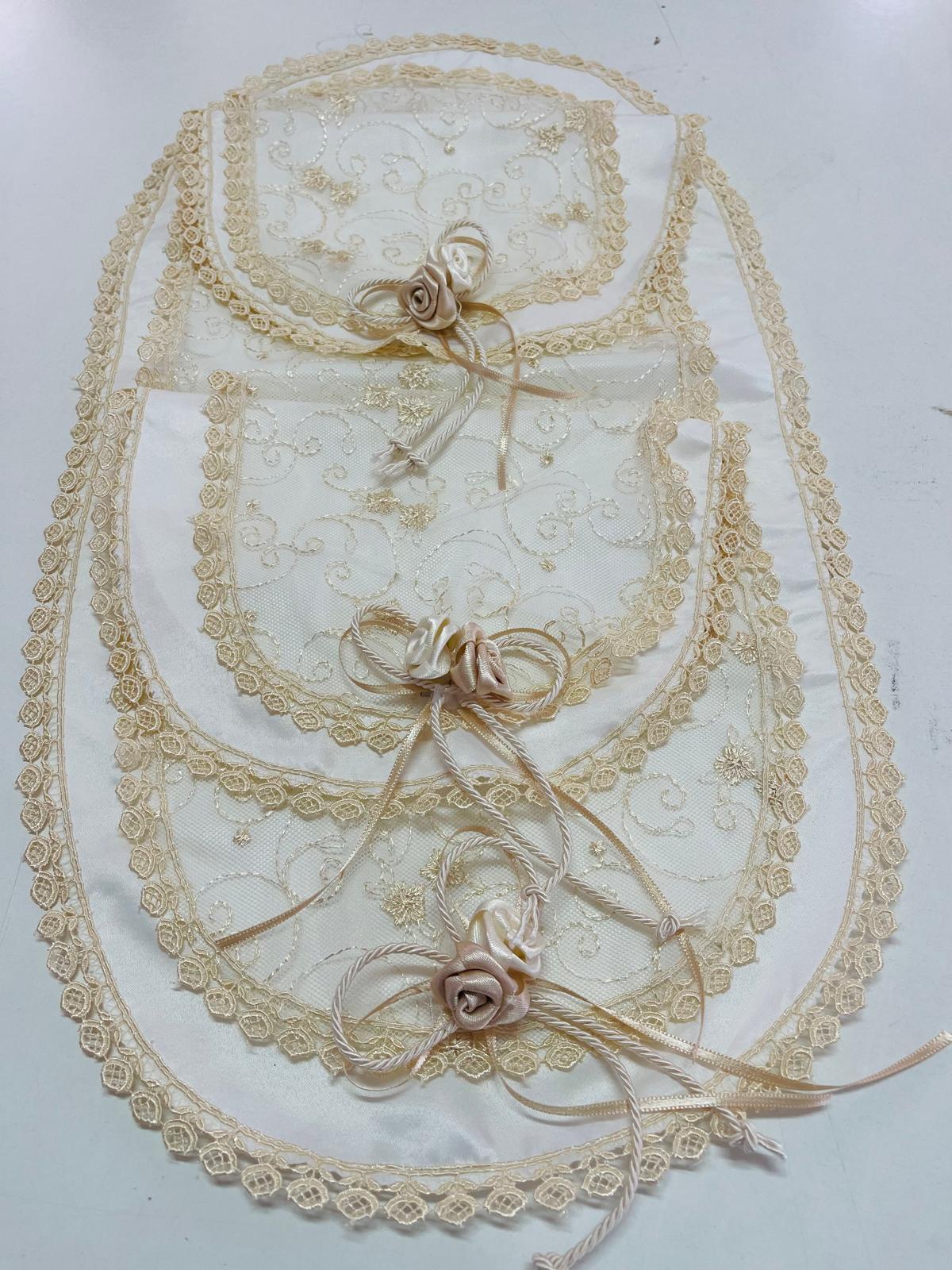 Tris Centrini o Centrotavola 35x45 cm Elegante Ricercato Ricami Pizzo Fiore Bord