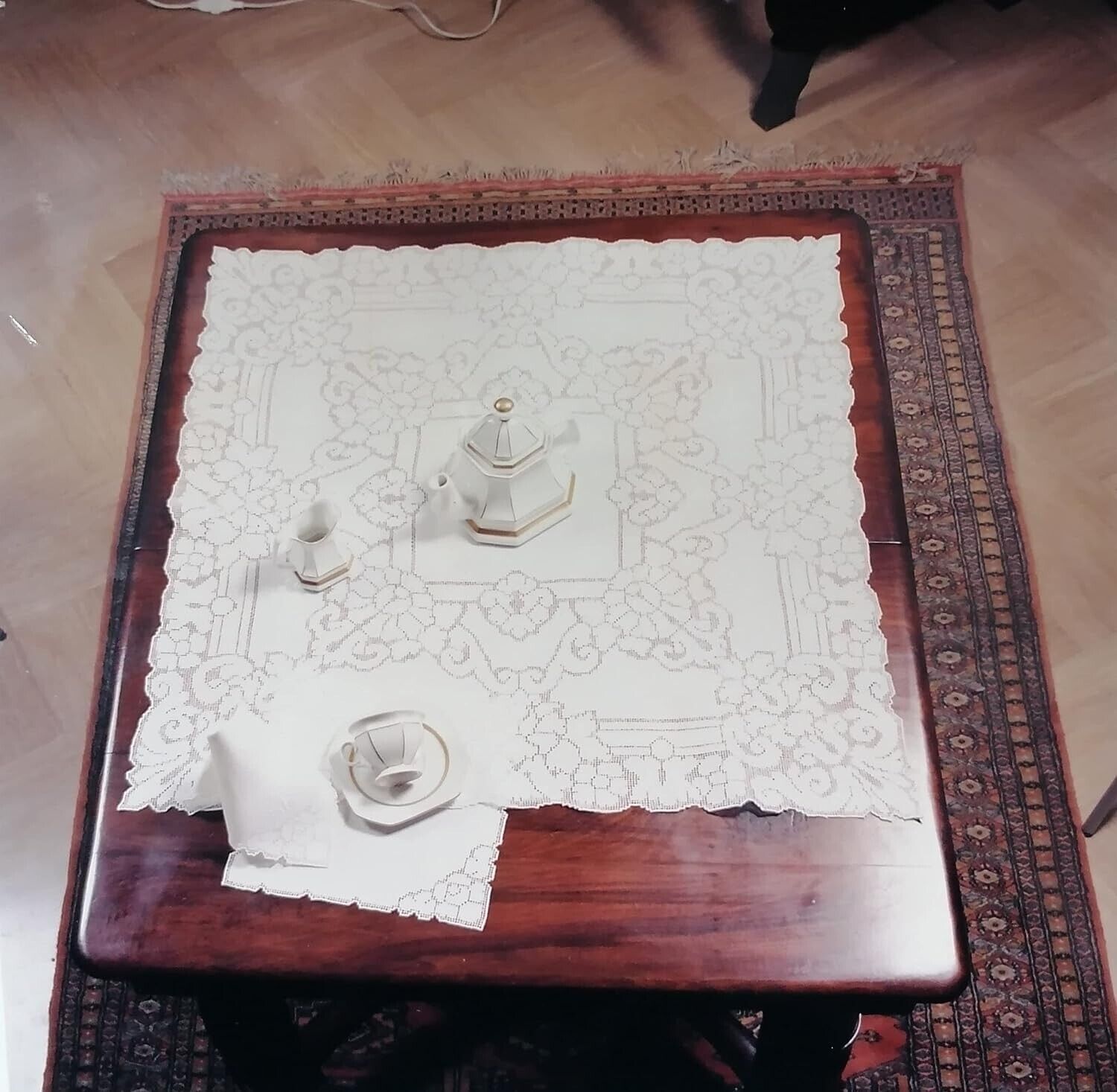 Servizio da The Puro Lino con Ricamo Siciliano Manifattura Italiana Bianco Ecru\'