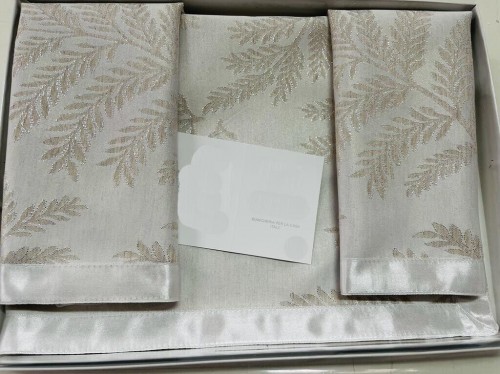 Tris centrini 3 pezzi panna grigio Elegante lavorazione artigianale Made n Italy