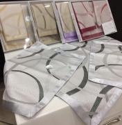 Tris centrini vari colori fantasia geometriche casual moderno Made in Italy